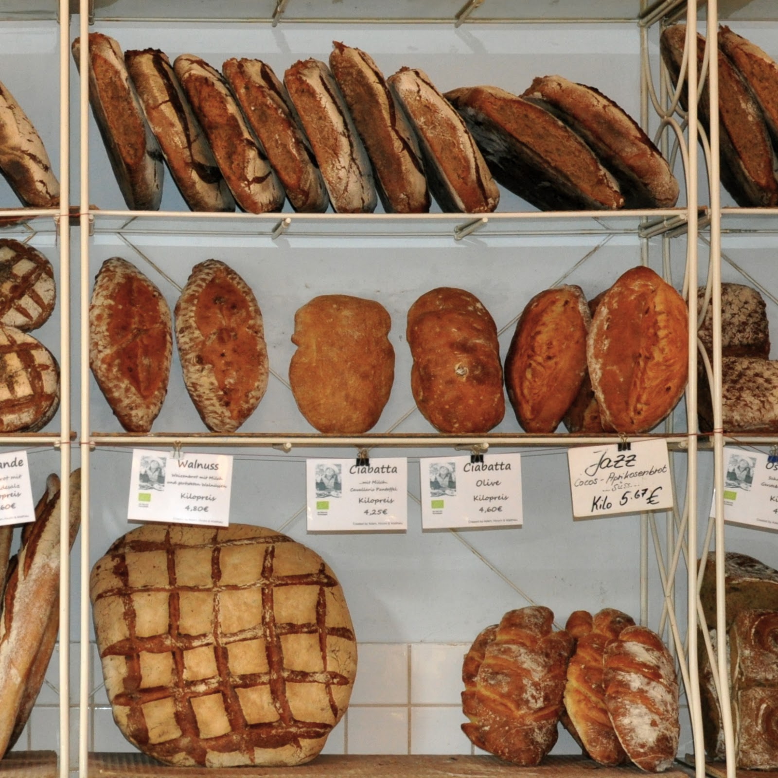 Soluna-Brot-und-Oel-Berlin-Bäckerei-Grneisenaustraße-1