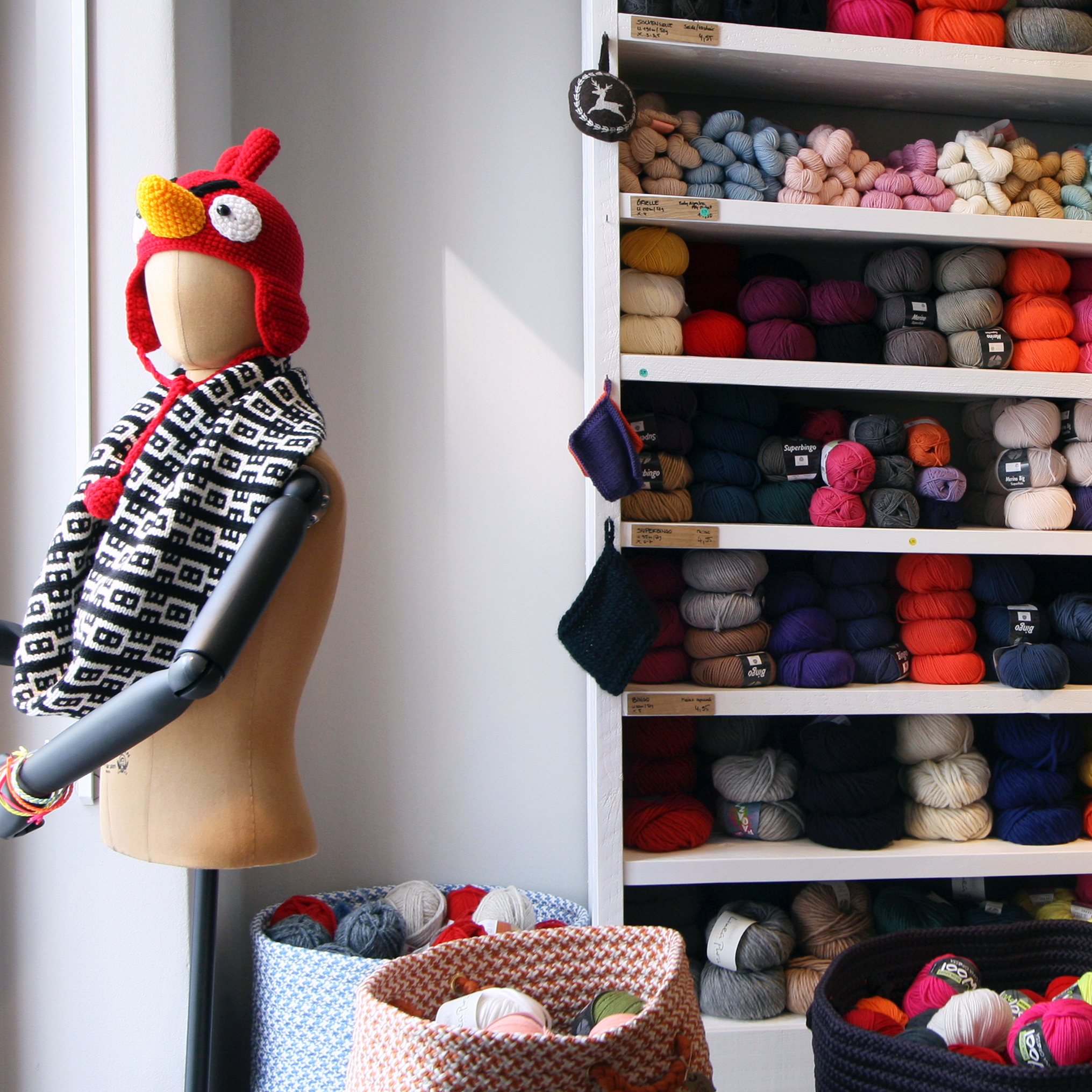 Knit-Knit-Linienstraße-stricken-Berlin-z