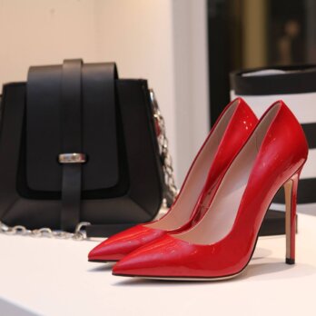 The-Loft-KaDeWe-Berlin-Schuhe-Handtaschen-Logo