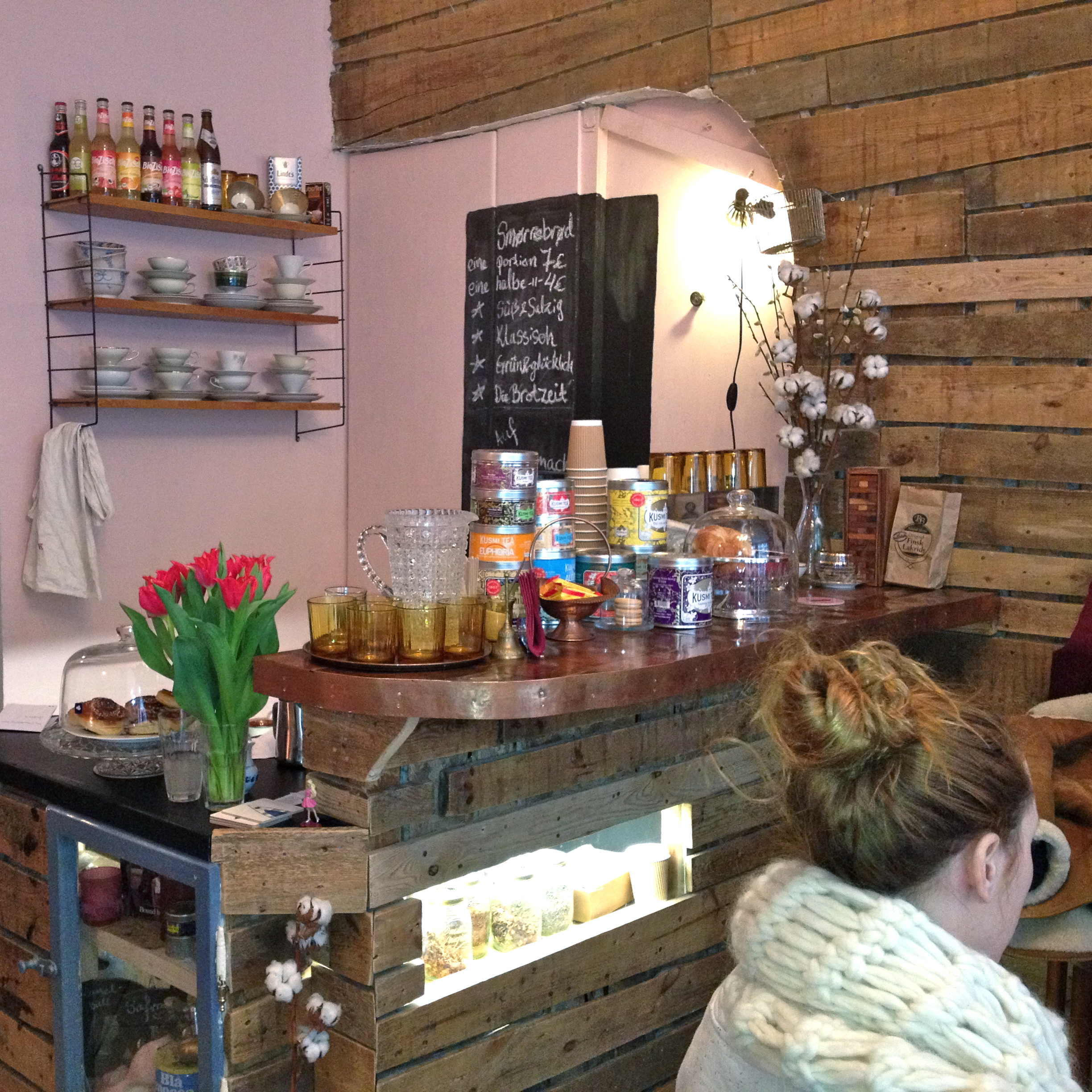 Cafe-Valentin-Sanderstraße-Berlin-4