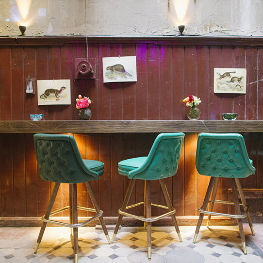 Le-Croco-bleu-Bar-Berlin-Tresen