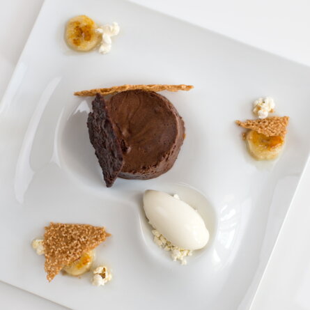 Restaurant-Glass-Berlin-Hamburger Bahnhof-Chocolate