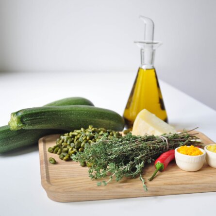 Paleo-Zucchini-Pasta-mit-Pistazien-Pesto-1