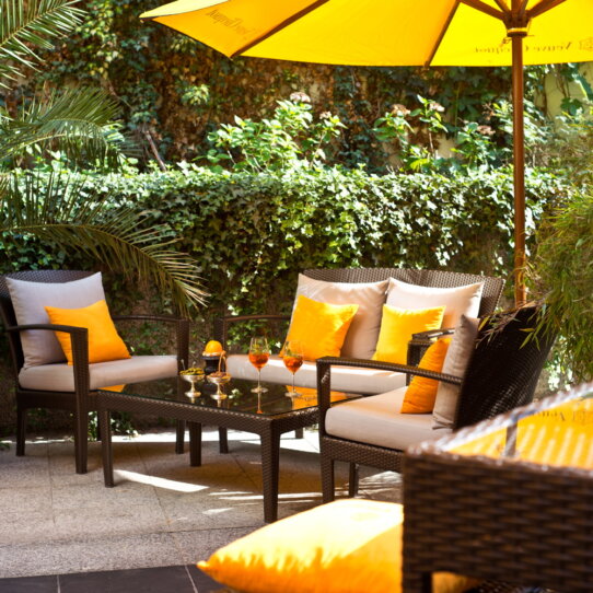 The-Regent-Summe-Lounge-Tag The-Regent-Summe-Lounge-Tag