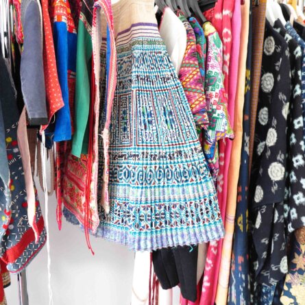 International-Wardrobe-Berlin-Folkloristische-Kleidung