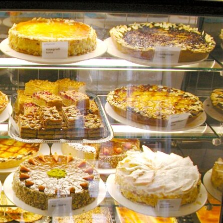 Hofcafe-Mutter-Fourage-Berlin-Wannsee-Torten_2