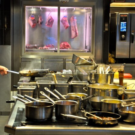 Midtown-Grill-Berlin-Potsdamer-Platz-Kueche