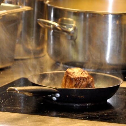 Midtown-Grill-Berlin-Potsdamer-Platz-Pfanne