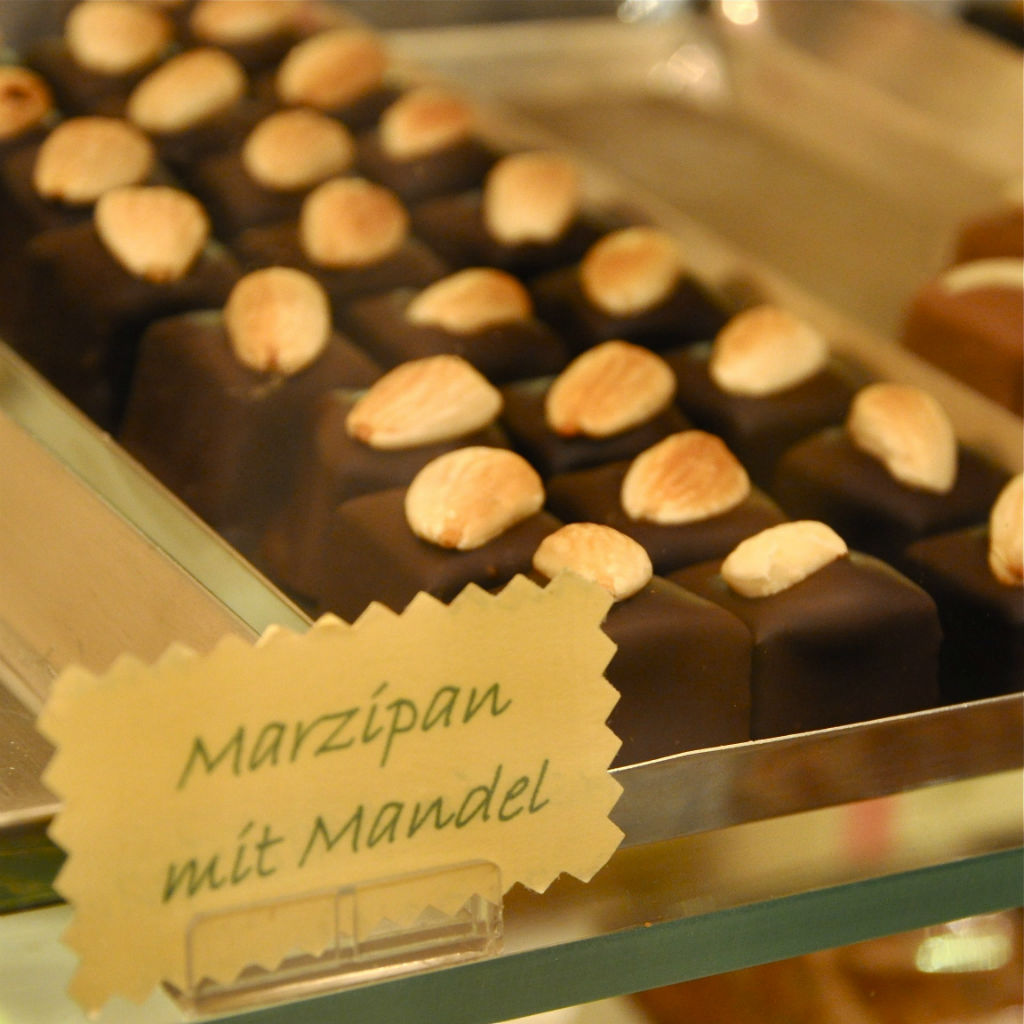 Wald-Koenigsberger-Marzipan-Berlin-Pralinen-2