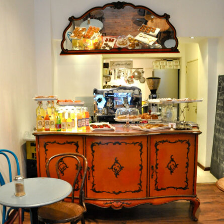 Espresso-Bar-Patisserie-Mommsenstrasse-3