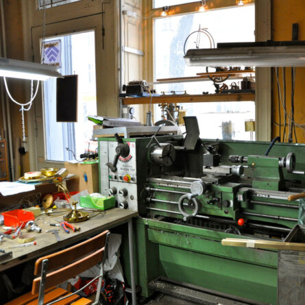 Feine-Mechanik-Design-Ulrich-Panzer-Berlin-Reparaturen