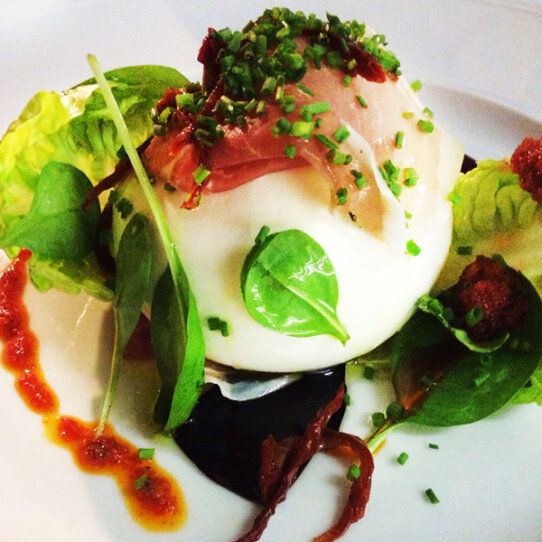 Dionysos-griechisch-eimsbuettel-burrata Dionysos-griechisch-eimsbuettel-burrata