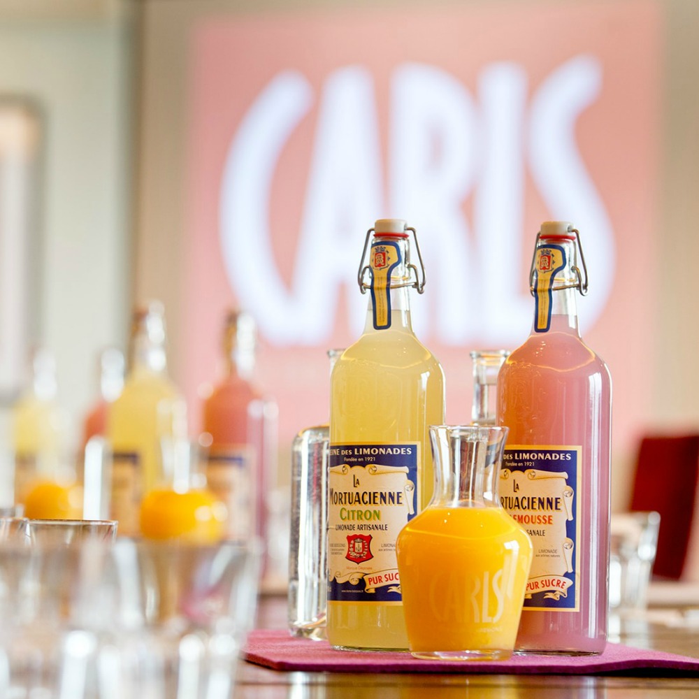 CARLS-Brasserie-Durchblick-Küche