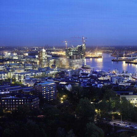 Clouds-Restaurant-Bar-Hamburg-1