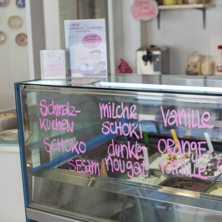 Delzepich-Eis-Uhlenhorst-Eistheke