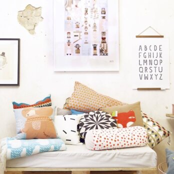 Frau Hansen-Interior-Eimsbuettel-Kissen