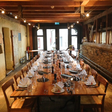 Chaesalp-Gasthof-Garten-Zuerich-2