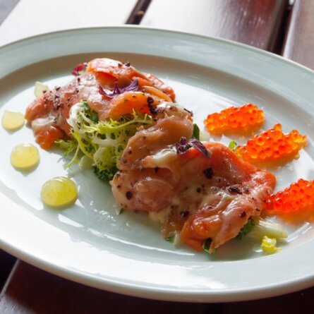 Alte Schule Restaurant Reichenwalde Umland Berlin Lachs