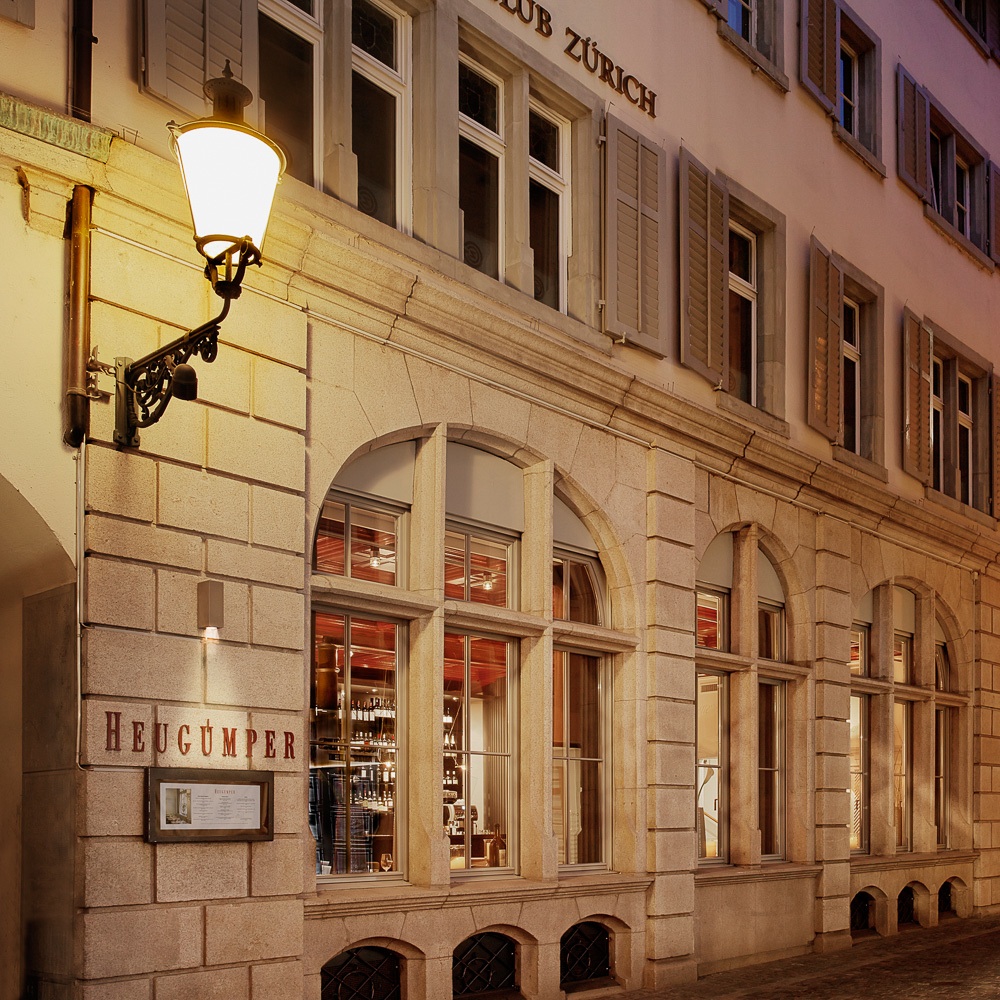 Heuguemper Restaurant Zürich Altstadt Außenansicht