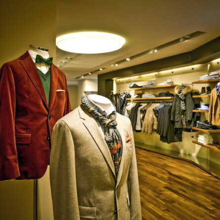 Paul Vienna Herrenausstatter Wien Sakkos