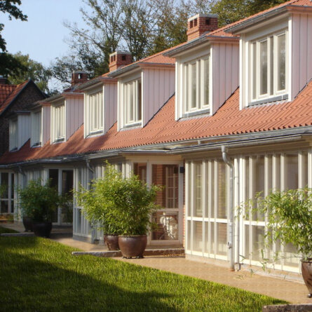 Landhaus Jenischpark Apartments Flottbeck Außenansicht