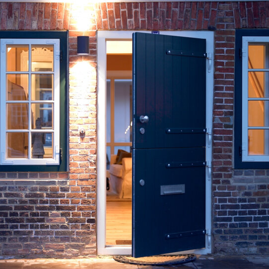 Landhaus Jenischpark Apartments Flottbeck Eingang