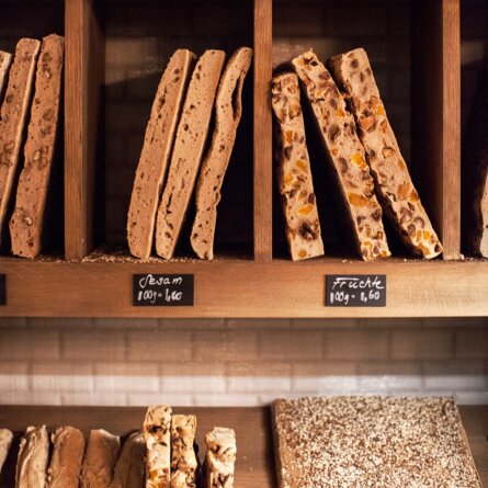 Milchbar Delikatessen Restaurant Zürich Schnitten