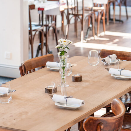 Nachtjäger Restaurant Zürich Tisch