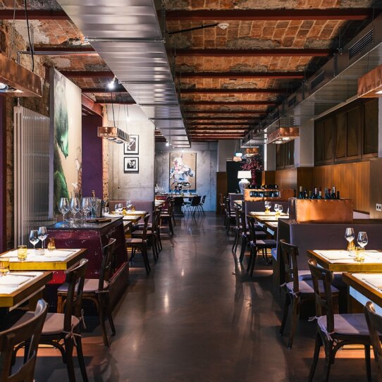 Studio Tim Raue Restaurant Berlin Tische