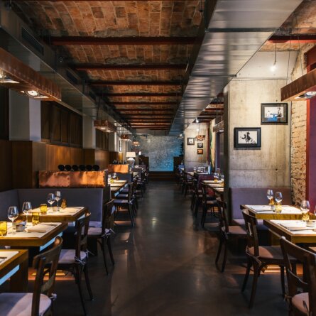 Studio Tim Raue Restaurant Berlin Gastraum