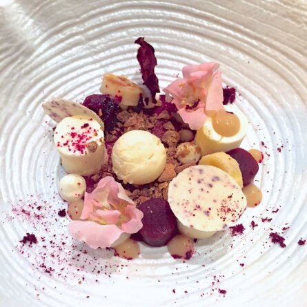 First Floor Berlin Dessert Beete