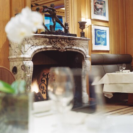 Fischers Fritz Restaurant Michelin Stern Berlin Kamin