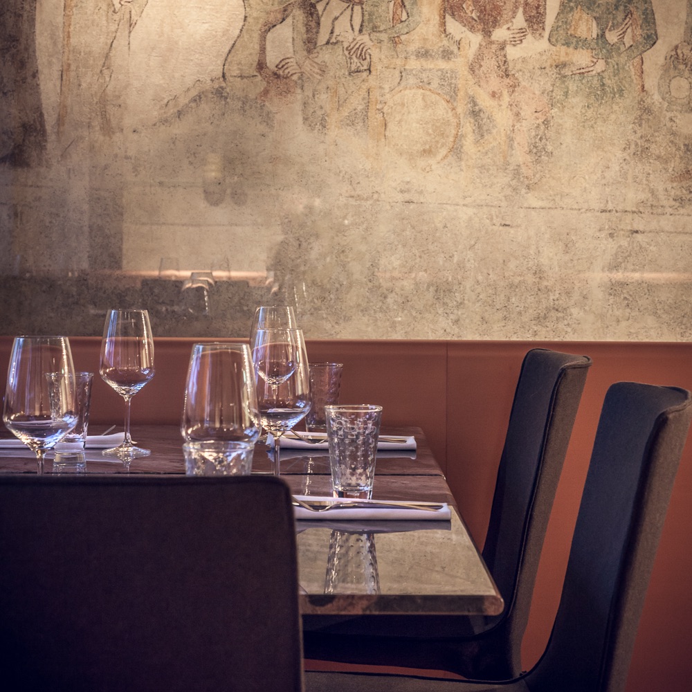 Münsterhof Restaurant Zürich Tisch