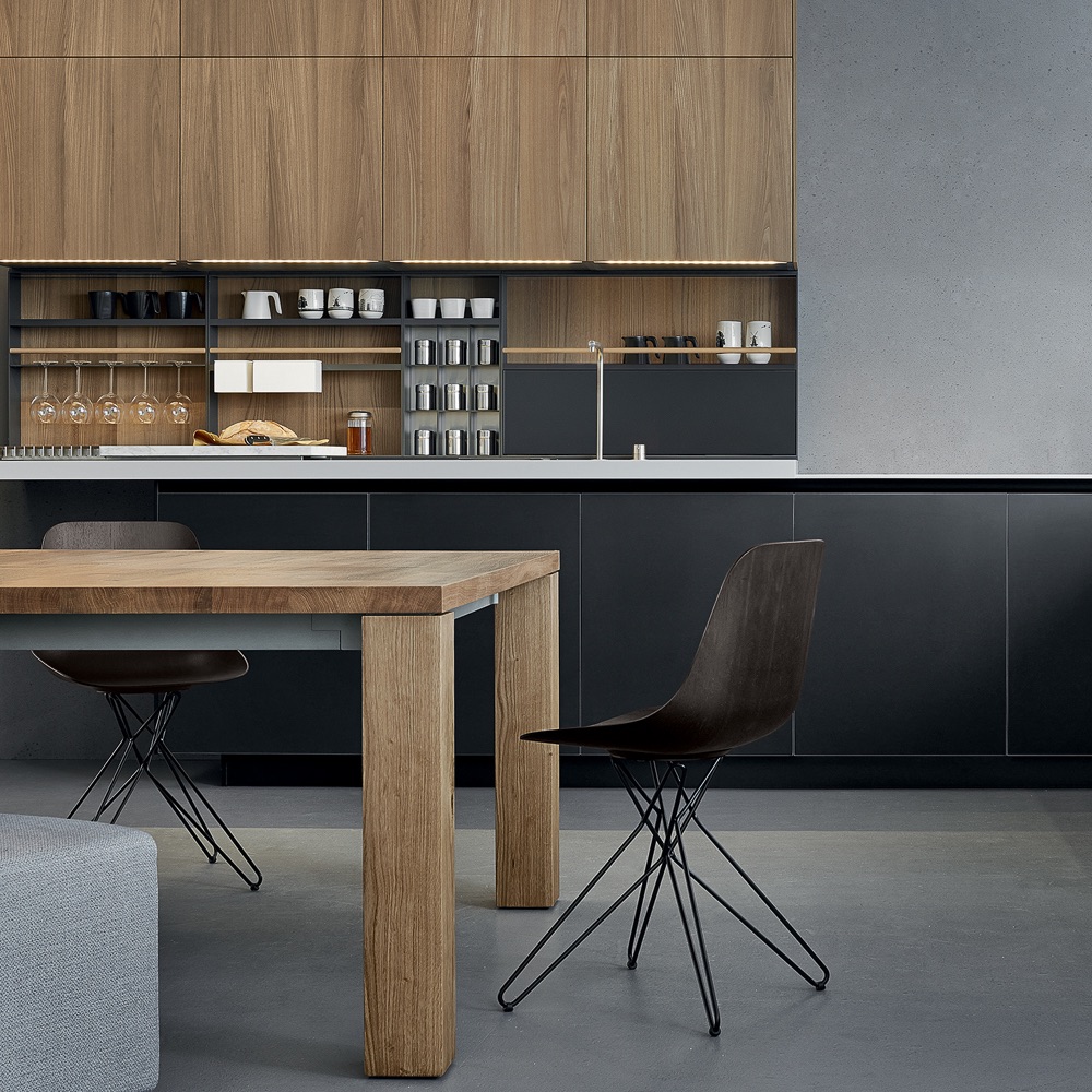 Poliform Varenna Showroom Berlin Esstisch in der Küche