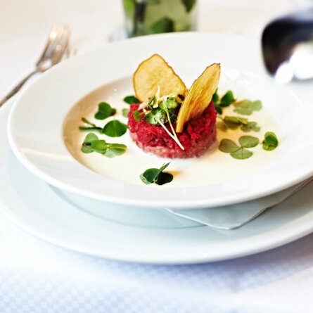 Tschebull Öterreichisches Restaurant Innenstadt Tartar
