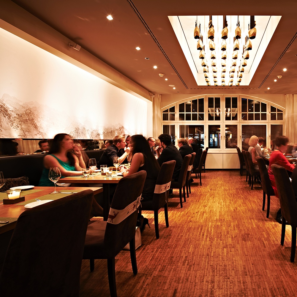 Tschebull Öterreichisches Restaurant Innenstadt Gastraum