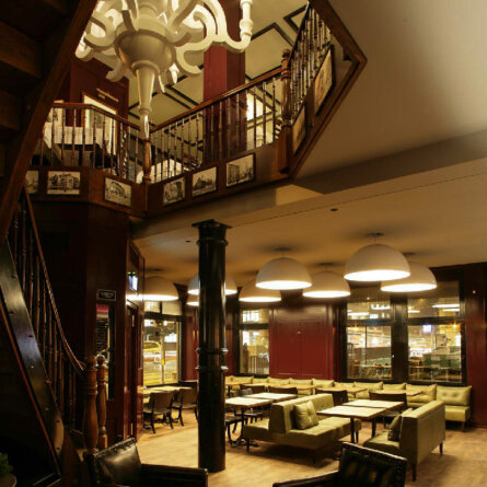 Helvetia Restaurant Bar Zürich Interieur