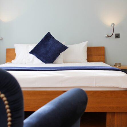 Ni Mo Boutiquehotel Zürich Bett