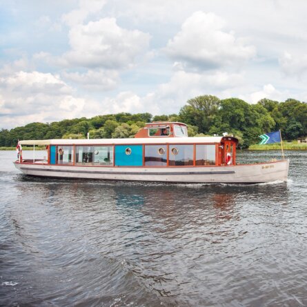 Salonschiff Miss Marple Bootsverleih Berlin Boot