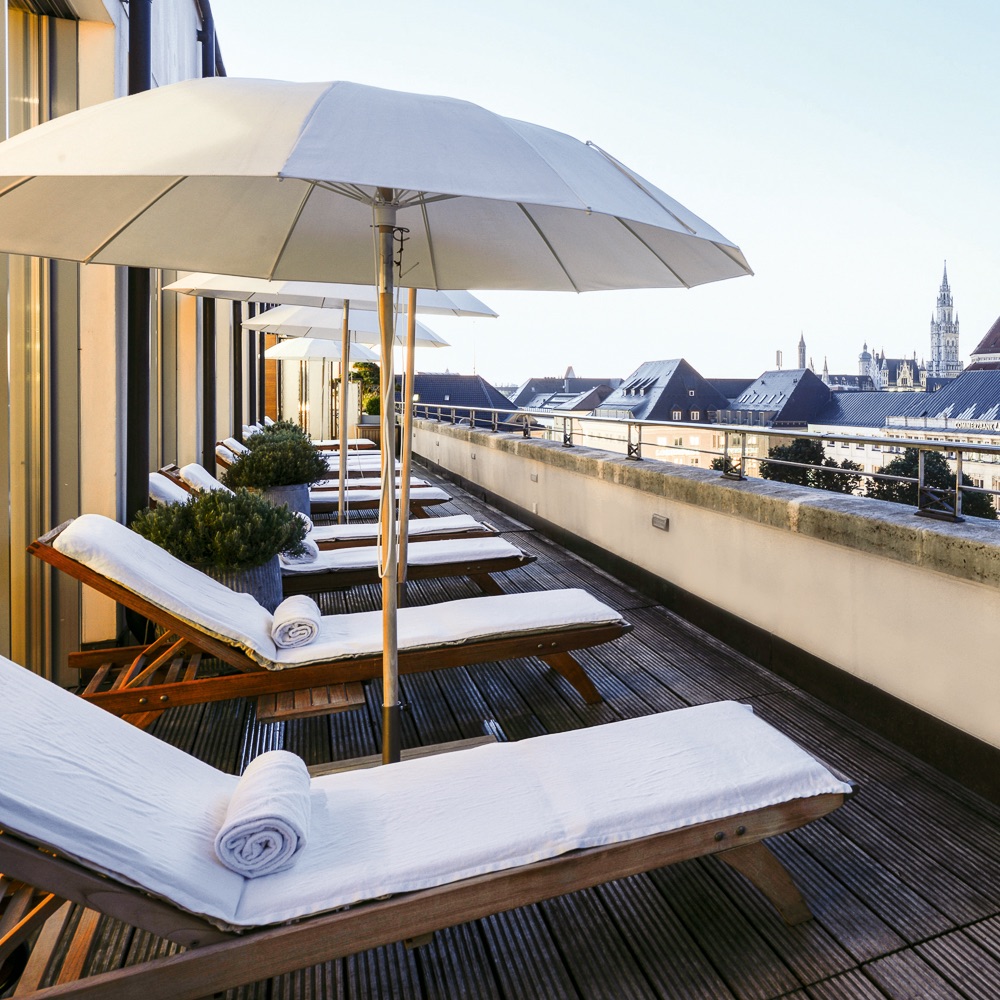 Bayerischer Hof Luxushotel München Dachterrasse
