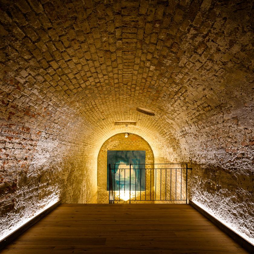 Tresor Vinum Wein Klub Keller München gewölbte Decke Tresor Vinum Wein Klub Keller München gewölbte Decke