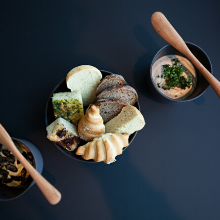 Hugos Restaurant Interconti Hotel Berlin Brotkorb