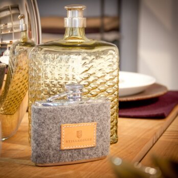 Stillsegler Concept Store München Flachmann Stillsegler Concept Store München Flachmann