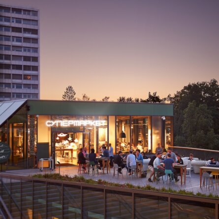 Bikini Berlin City West Außenbereich