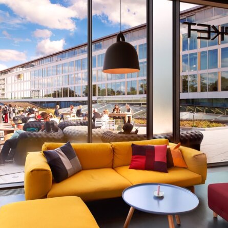 Bikini Berlin City West Terrasse