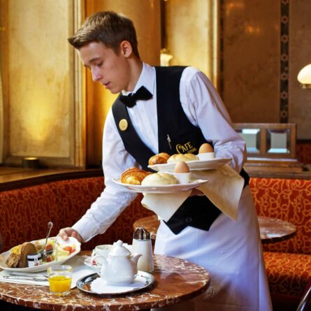 Café Central im Palais Ferstel in Wien-4