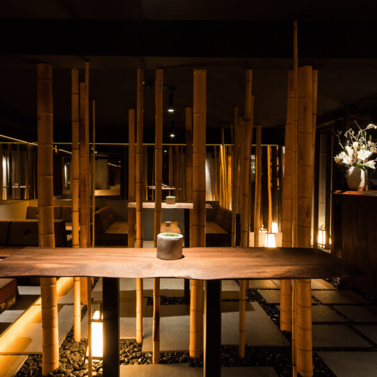 Zenkichi Japanisches Restaurant Berlin Tisch