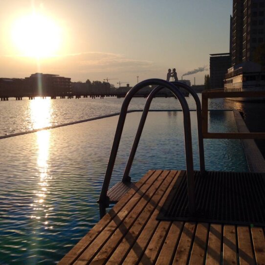 Badeschiff Spree Berlin Badeschiff Spree Berlin