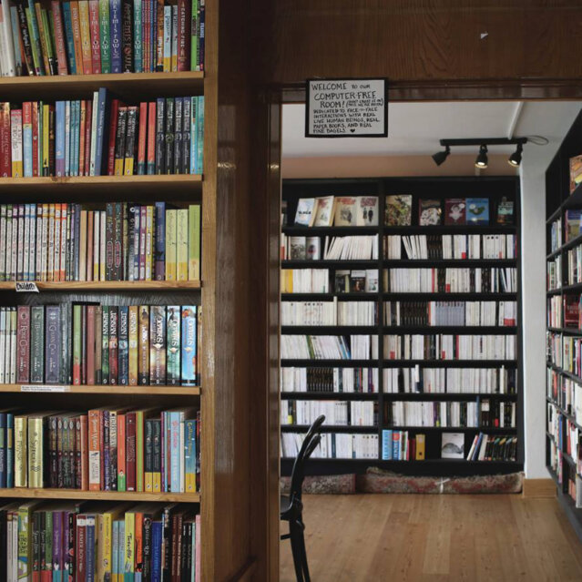 Buchhahndlung Shakespeare and Sons in Berlin Buchhahndlung Shakespeare and Sons in Berlin