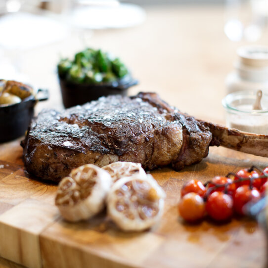 Dstrict Steakhouse im Ritz Carlton Vienna Wien Steak